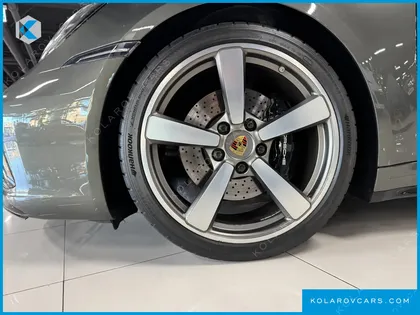 PORSCHE 911 TARGA 4S