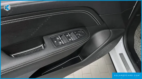 RENAULT KOREA XM3 1.6 E-TECH INSPIRE E-SHIFTER