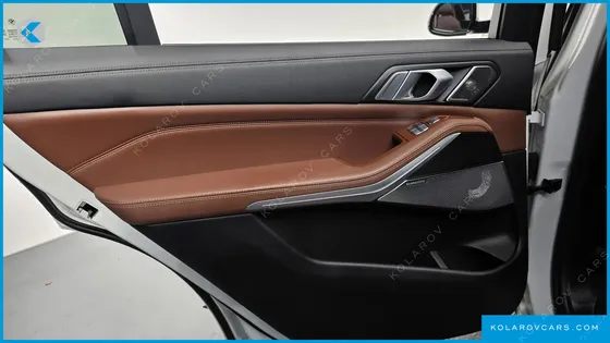 BMW X7 XDRIVE 40I DESIGN PURE EXCELLENCE 7-SEATER