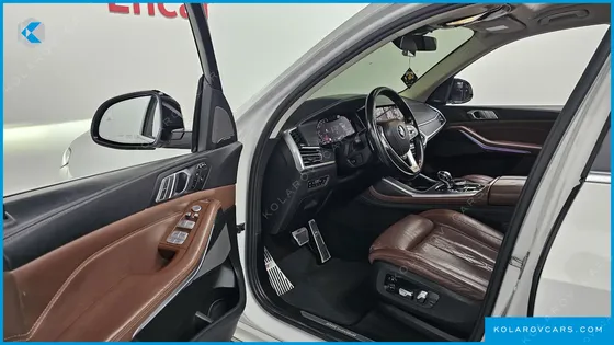 BMW X7 XDRIVE 40I DESIGN PURE EXCELLENCE 7-SEATER
