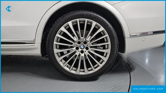 BMW X7 XDRIVE 40I DESIGN PURE EXCELLENCE 7-SEATER