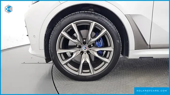 BMW X7 M50I 6STR