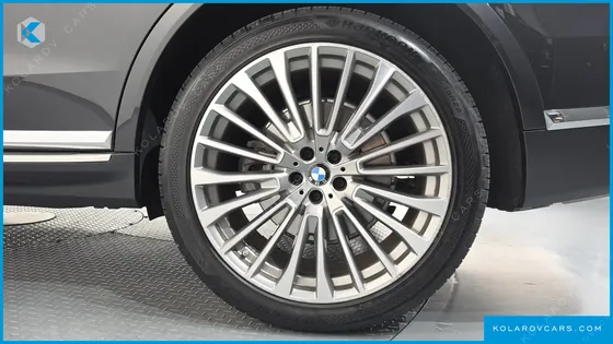 BMW X7 XDRIVE 40D DESIGN PURE EXCELLENCE 7-SEATER