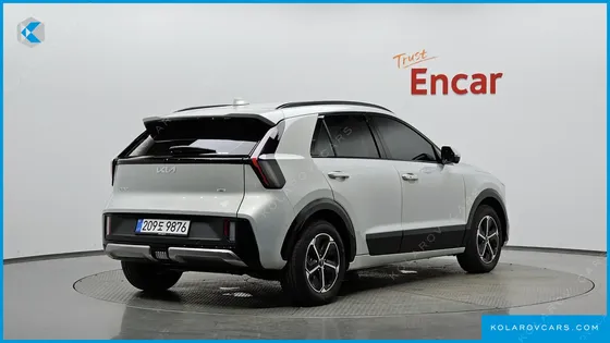 KIA NIRO SIGNATURE