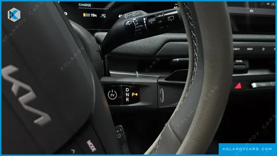 KIA EV3 STANDARD 2WD