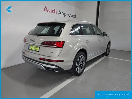 AUDI Q7 55 TFSI QUATTRO
