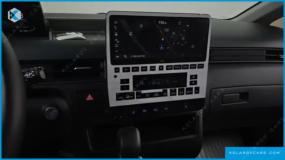 HYUNDAI STARIA TOURER 11-SEATER