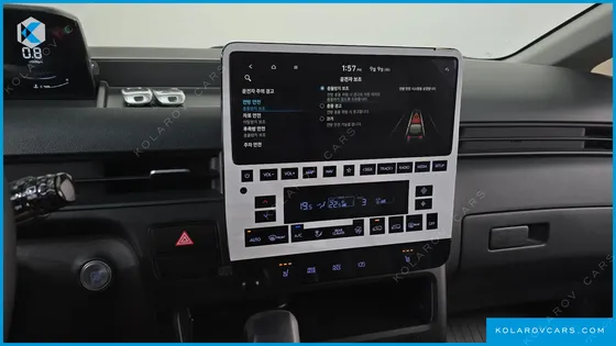HYUNDAI STARIA TOURER 11-SEATER