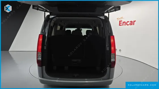 HYUNDAI STARIA TOURER 11-SEATER