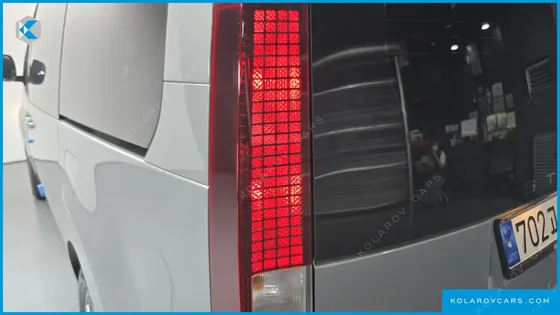 HYUNDAI STARIA TOURER 11-SEATER