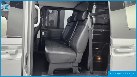 HYUNDAI STARIA CARGO 5-SEATER