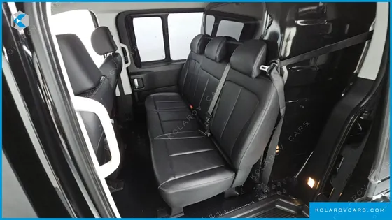 HYUNDAI STARIA L3.5 CARGO 5-SEATER