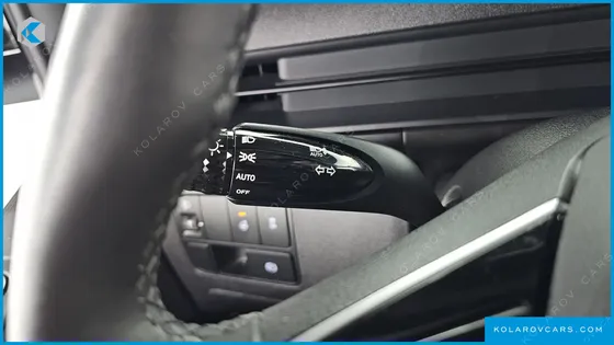 HYUNDAI STARIA L3.5 CARGO 5-SEATER