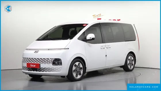 HYUNDAI STARIA 4WD TOURER 9-SEATER