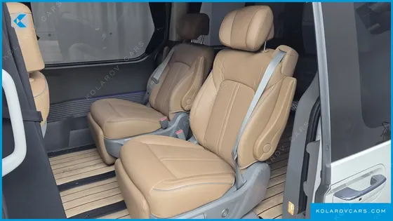HYUNDAI STARIA HEV 1.6 LOUNGE 7-SEATER