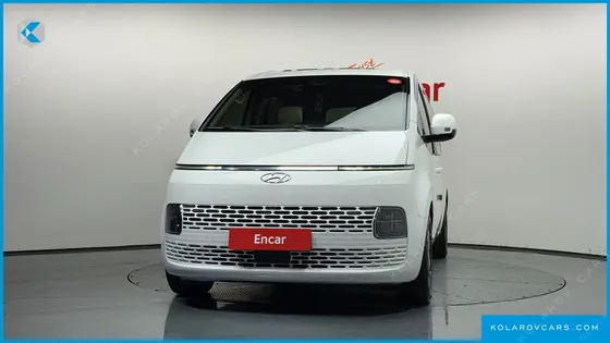 HYUNDAI STARIA 4WD TOURER 9-SEATER