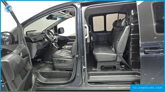 HYUNDAI STARIA CARGO 5-SEATER