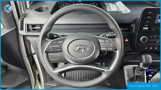 HYUNDAI STARIA CARGO 3-SEATER