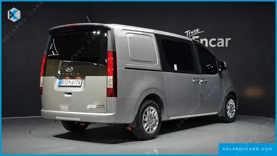HYUNDAI STARIA CARGO 5-SEATER