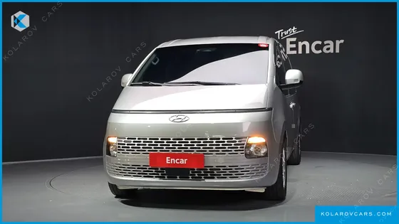 HYUNDAI STARIA CARGO 5-SEATER