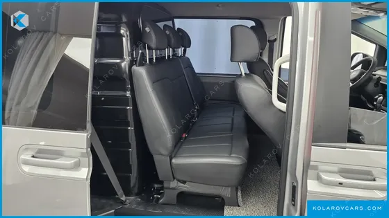 HYUNDAI STARIA CARGO 5-SEATER