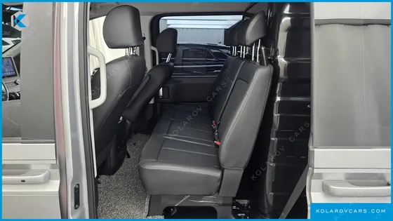 HYUNDAI STARIA CARGO 5-SEATER
