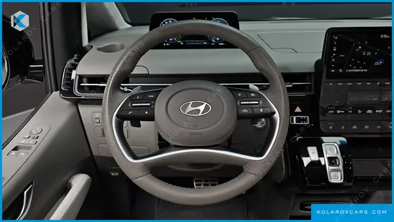 HYUNDAI STARIA HEV 1.6 LOUNGE 9-SEATER