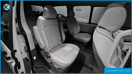 HYUNDAI STARIA HEV 1.6 LOUNGE 9-SEATER