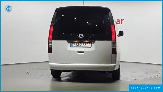 HYUNDAI STARIA HEV 1.6 TOURER 11-SEATER
