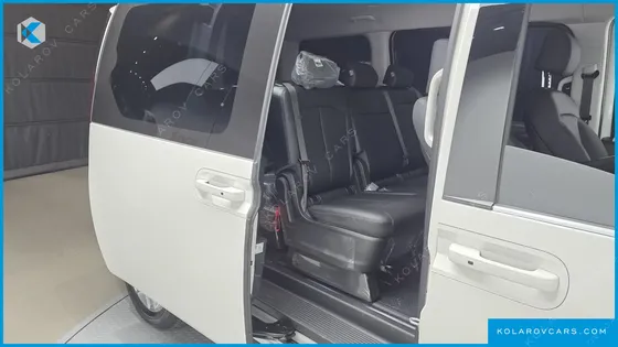 HYUNDAI STARIA HEV 1.6 TOURER 11-SEATER