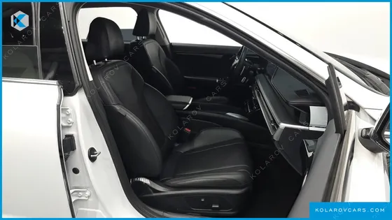 HYUNDAI GRANDEUR PREMIUM