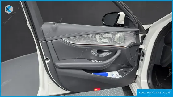 MERCEDES E-CLASS E350 4MATIC AMG LINE