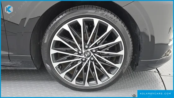 HYUNDAI GRANDEUR CALLIGRAPHY