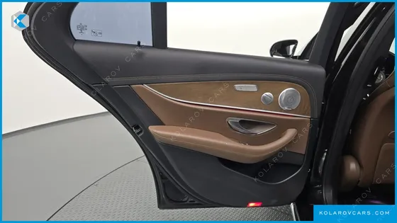 MERCEDES E-CLASS E300E 4MATIC EXCLUSIVE