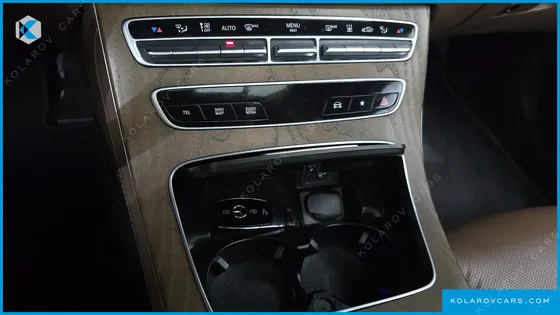 MERCEDES E-CLASS E300E 4MATIC EXCLUSIVE