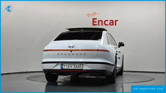 HYUNDAI GRANDEUR CALLIGRAPHY
