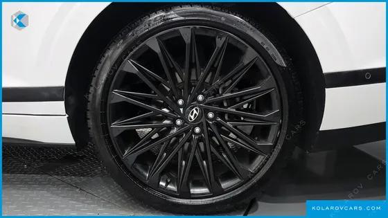 HYUNDAI GRANDEUR CALLIGRAPHY