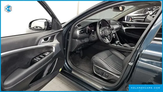 GENESIS G70 GASOLINE 2.0T 4WD