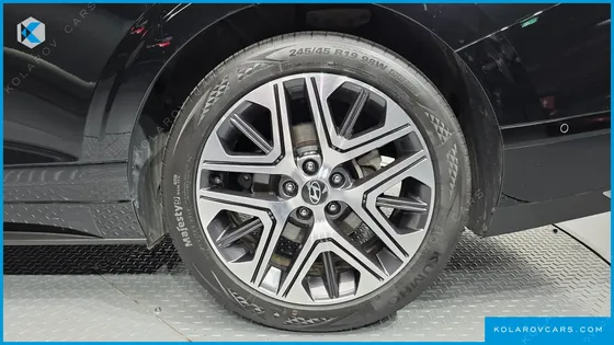 HYUNDAI GRANDEUR EXCLUSIVE