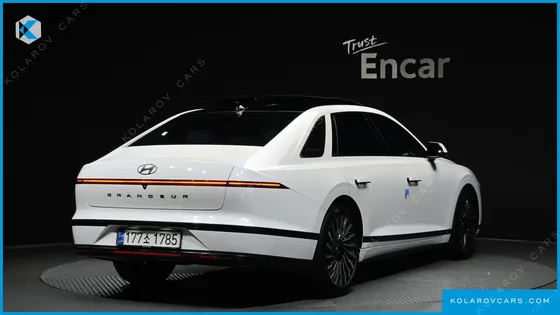 HYUNDAI GRANDEUR CALLIGRAPHY