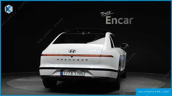 HYUNDAI GRANDEUR CALLIGRAPHY