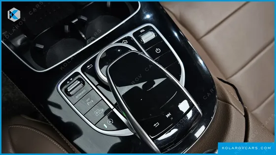 MERCEDES E-CLASS E220D AVANTGARDE