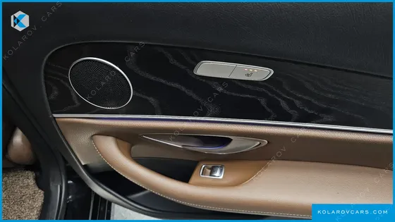MERCEDES E-CLASS E220D AVANTGARDE