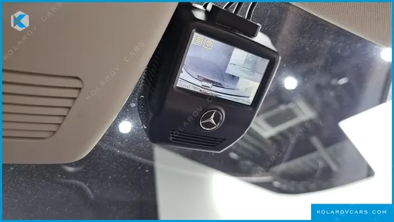 MERCEDES E-CLASS E220D AVANTGARDE