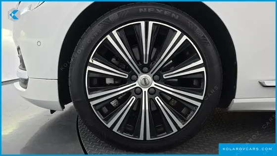 VOLVO S90 B5 INSCRIPTION