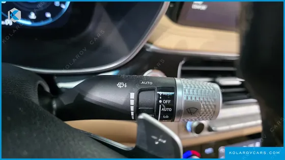 GENESIS G70 GASOLINE 2.5T 4WD