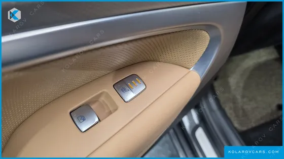 GENESIS G70 GASOLINE 2.5T 4WD