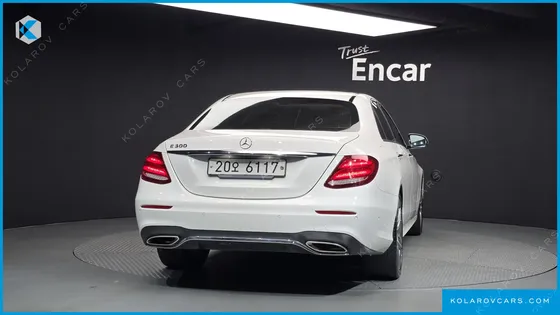 MERCEDES E-CLASS E300 AMG LINE