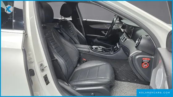 MERCEDES E-CLASS E300 AMG LINE