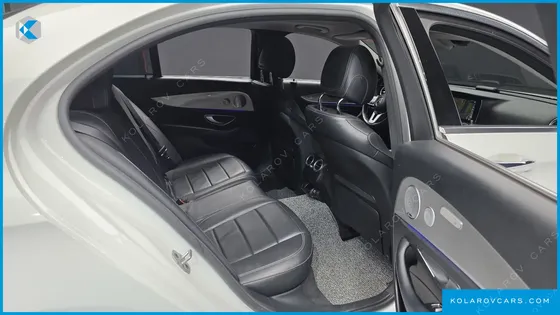 MERCEDES E-CLASS E300 AMG LINE